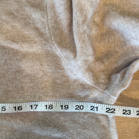 New With Tags, JCrew Super Soft Wool Blend Sweater, Cream, Large - Picture 4 of 5